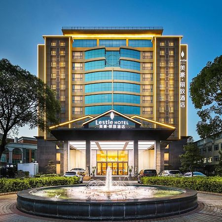 Mehood Lestie International Hotel Nancun Wanbo Metro Station Branch - Free Shuttle Bus To Canton Fair Complex During Canton Fair Period & Free Breakfast & Free Afternoon Tea & Free Midnight Snack & Free Vpn Internet Access Luaran gambar