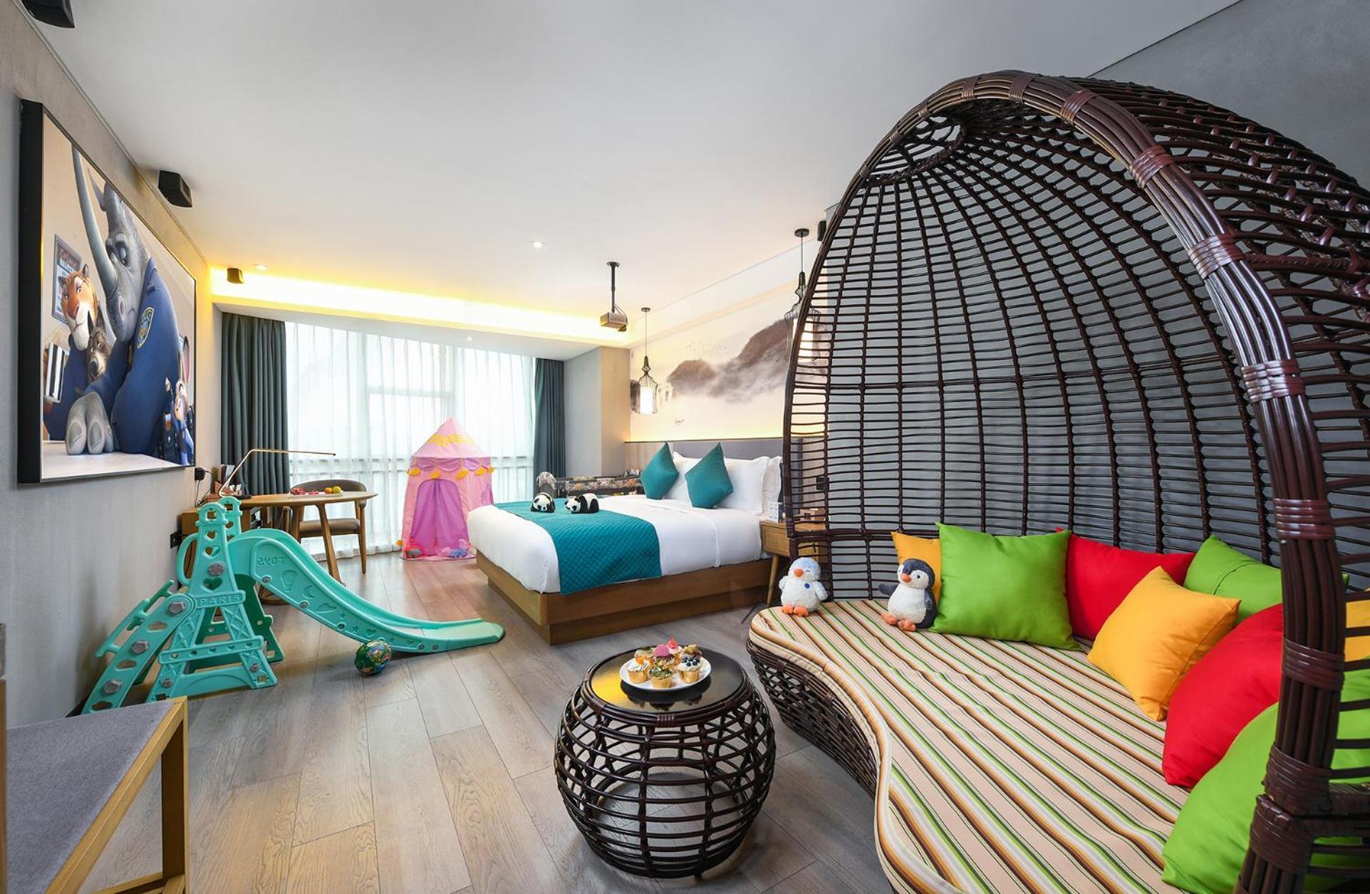 Mehood Lestie International Hotel Nancun Wanbo Metro Station Branch - Free Shuttle Bus To Canton Fair Complex During Canton Fair Period & Free Breakfast & Free Afternoon Tea & Free Midnight Snack & Free Vpn Internet Access Luaran gambar