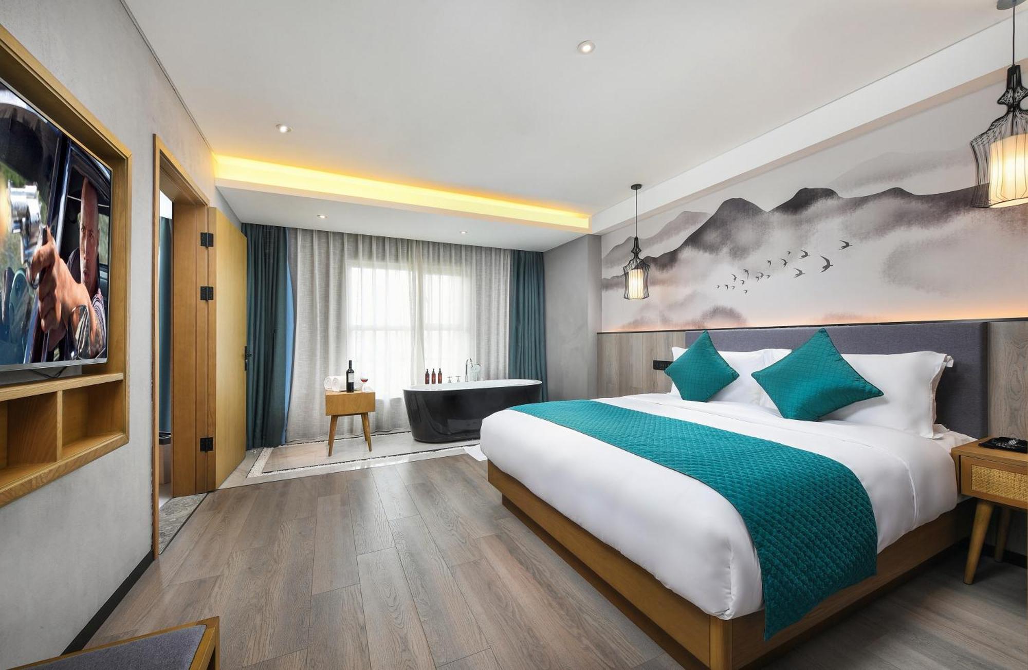 Mehood Lestie International Hotel Nancun Wanbo Metro Station Branch - Free Shuttle Bus To Canton Fair Complex During Canton Fair Period & Free Breakfast & Free Afternoon Tea & Free Midnight Snack & Free Vpn Internet Access Luaran gambar