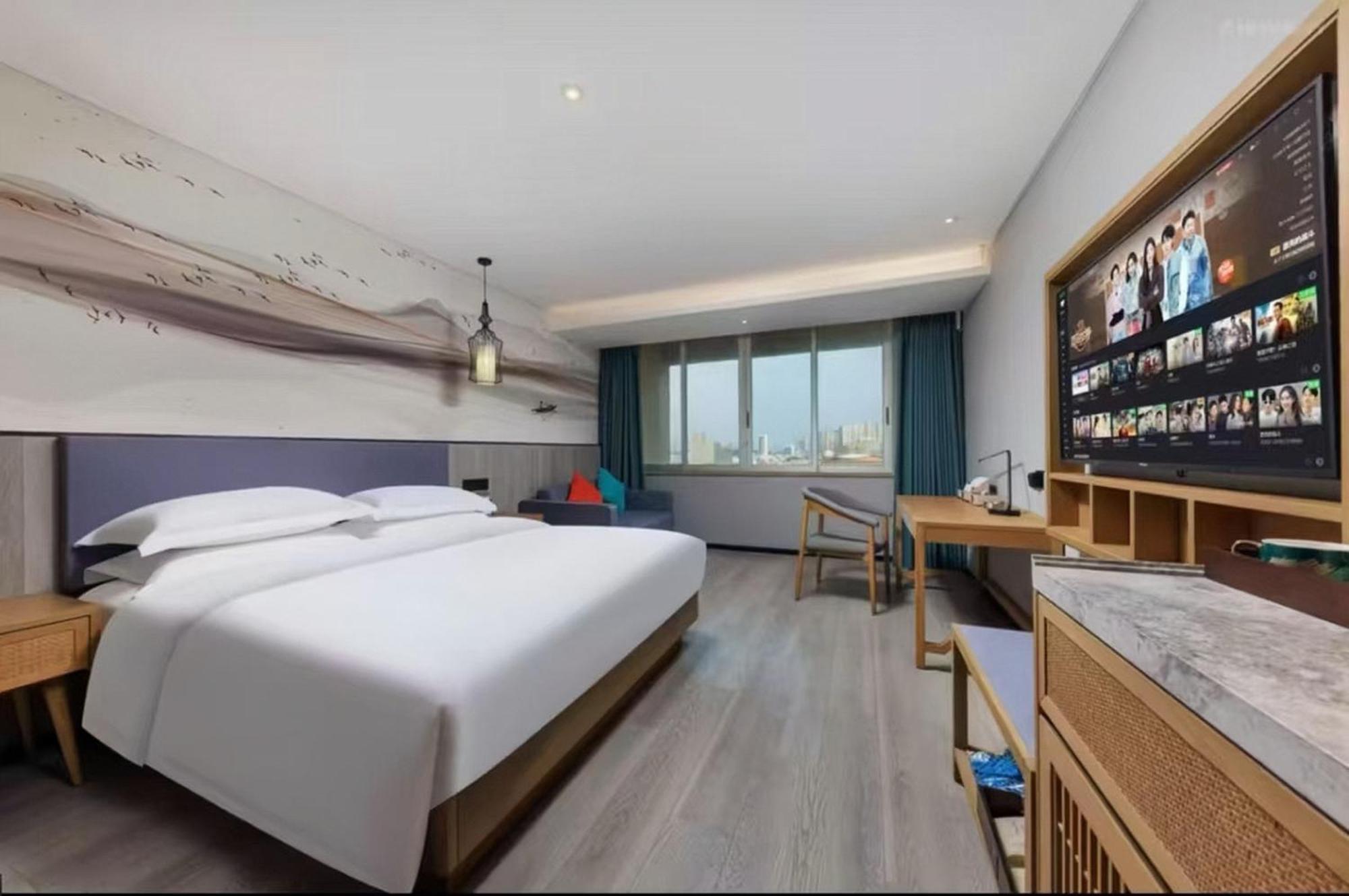 Mehood Lestie International Hotel Nancun Wanbo Metro Station Branch - Free Shuttle Bus To Canton Fair Complex During Canton Fair Period & Free Breakfast & Free Afternoon Tea & Free Midnight Snack & Free Vpn Internet Access Luaran gambar