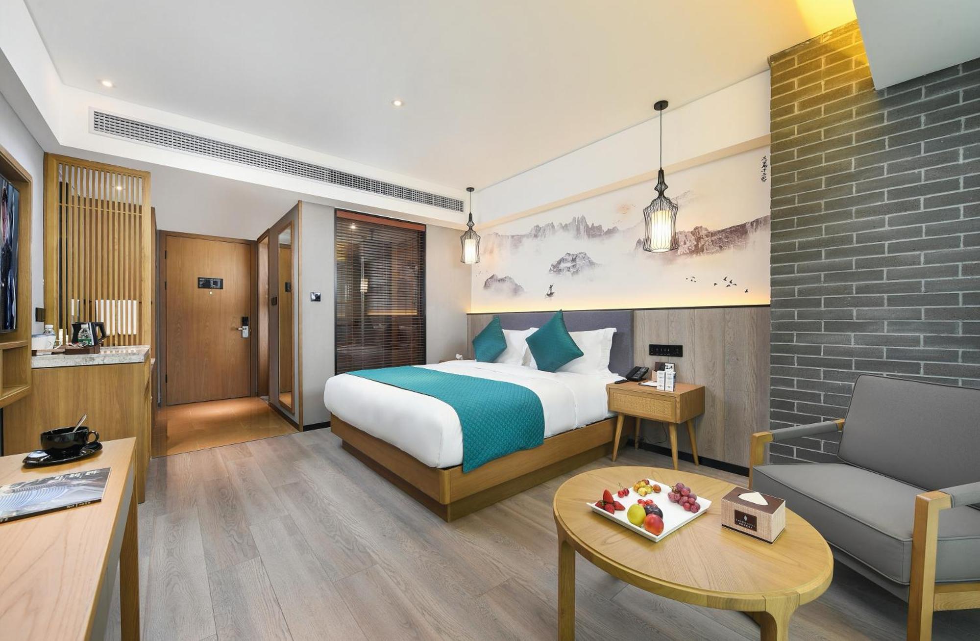 Mehood Lestie International Hotel Nancun Wanbo Metro Station Branch - Free Shuttle Bus To Canton Fair Complex During Canton Fair Period & Free Breakfast & Free Afternoon Tea & Free Midnight Snack & Free Vpn Internet Access Luaran gambar