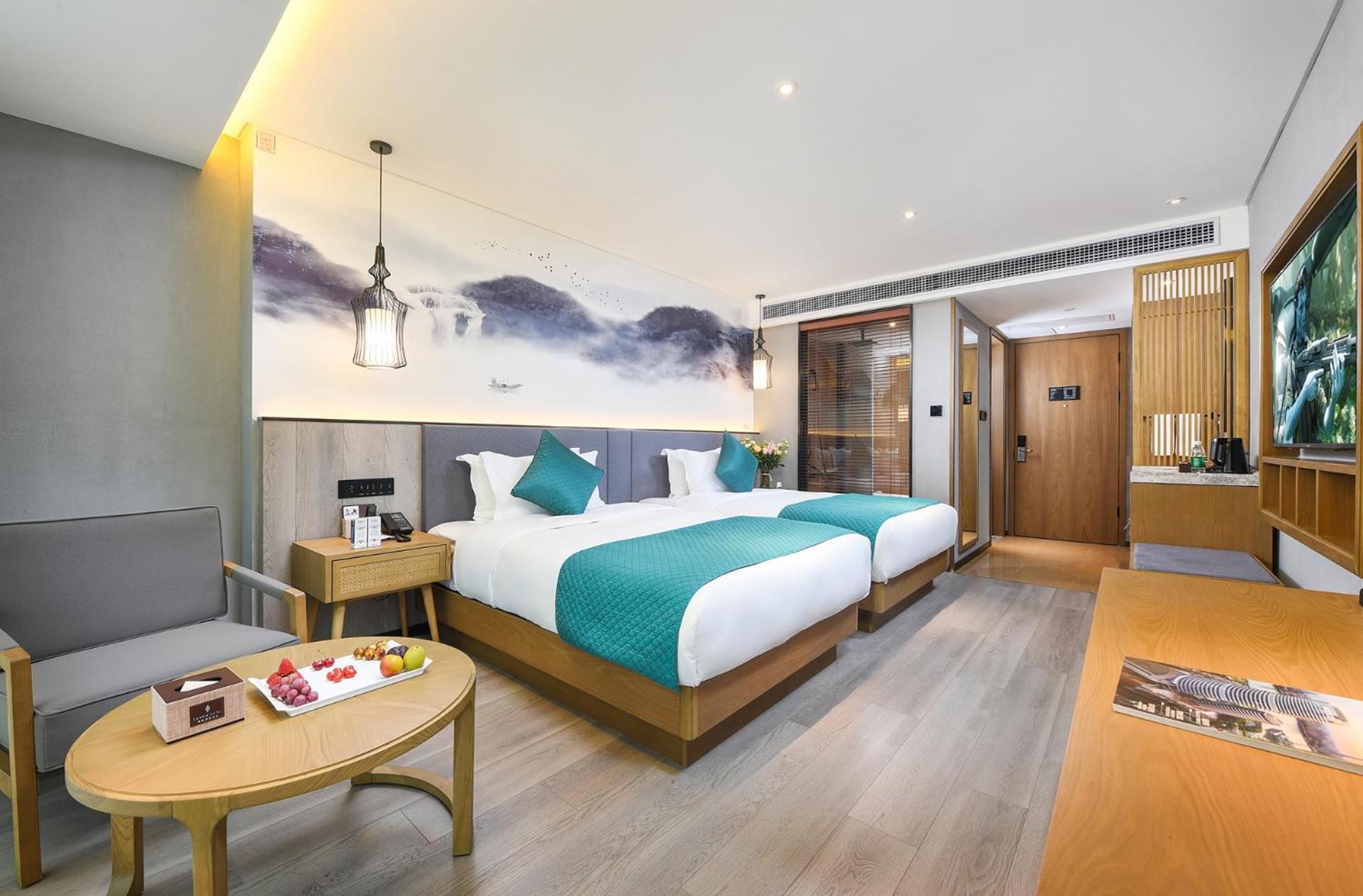 Mehood Lestie International Hotel Nancun Wanbo Metro Station Branch - Free Shuttle Bus To Canton Fair Complex During Canton Fair Period & Free Breakfast & Free Afternoon Tea & Free Midnight Snack & Free Vpn Internet Access Luaran gambar