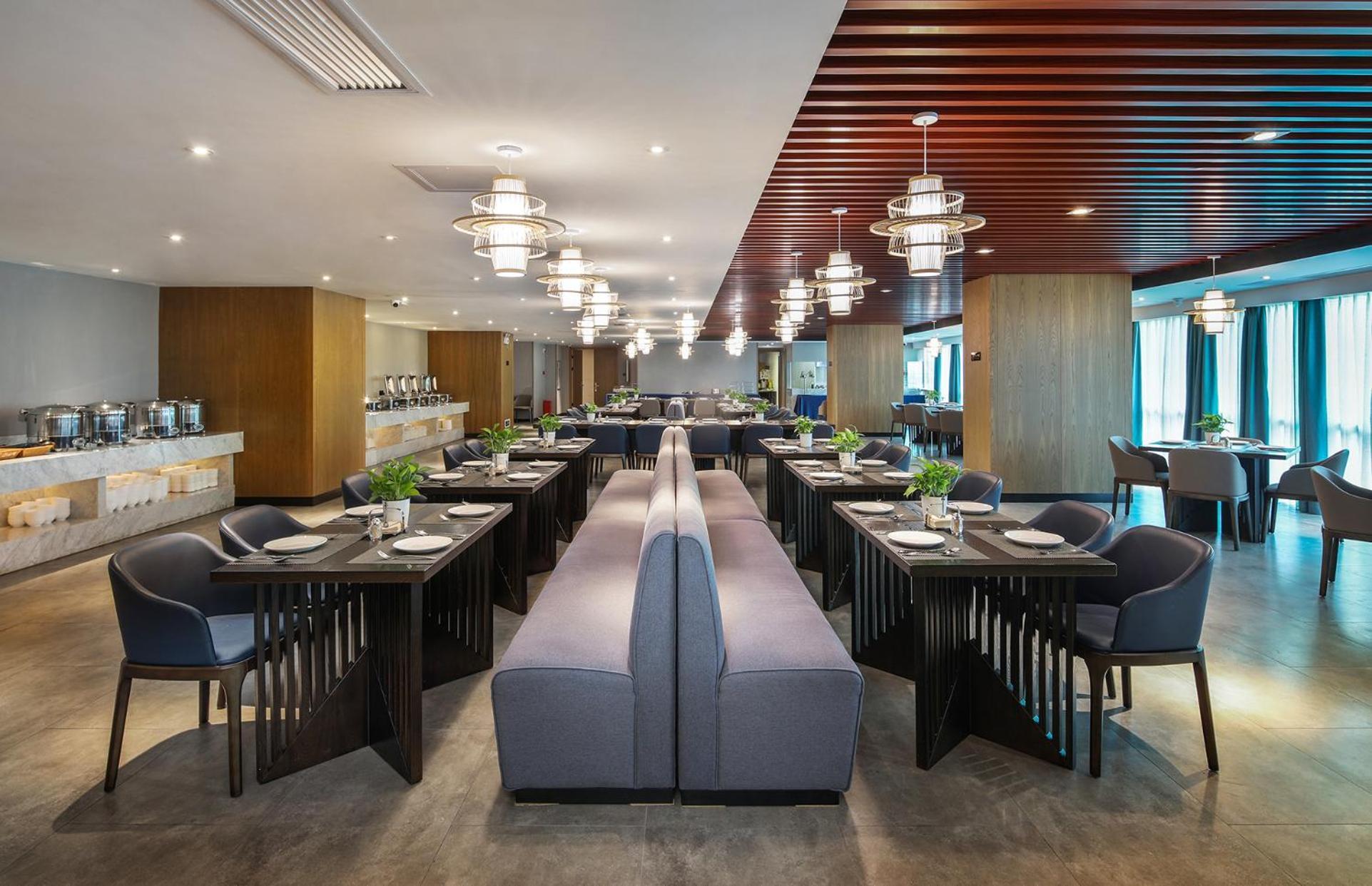 Mehood Lestie International Hotel Nancun Wanbo Metro Station Branch - Free Shuttle Bus To Canton Fair Complex During Canton Fair Period & Free Breakfast & Free Afternoon Tea & Free Midnight Snack & Free Vpn Internet Access Luaran gambar